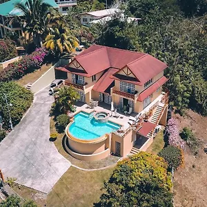 https://la-jolie-luxury-ocean-view-villa.comcaribbean.com
